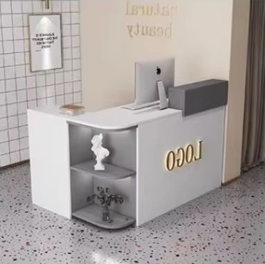 Personnalisable à droite