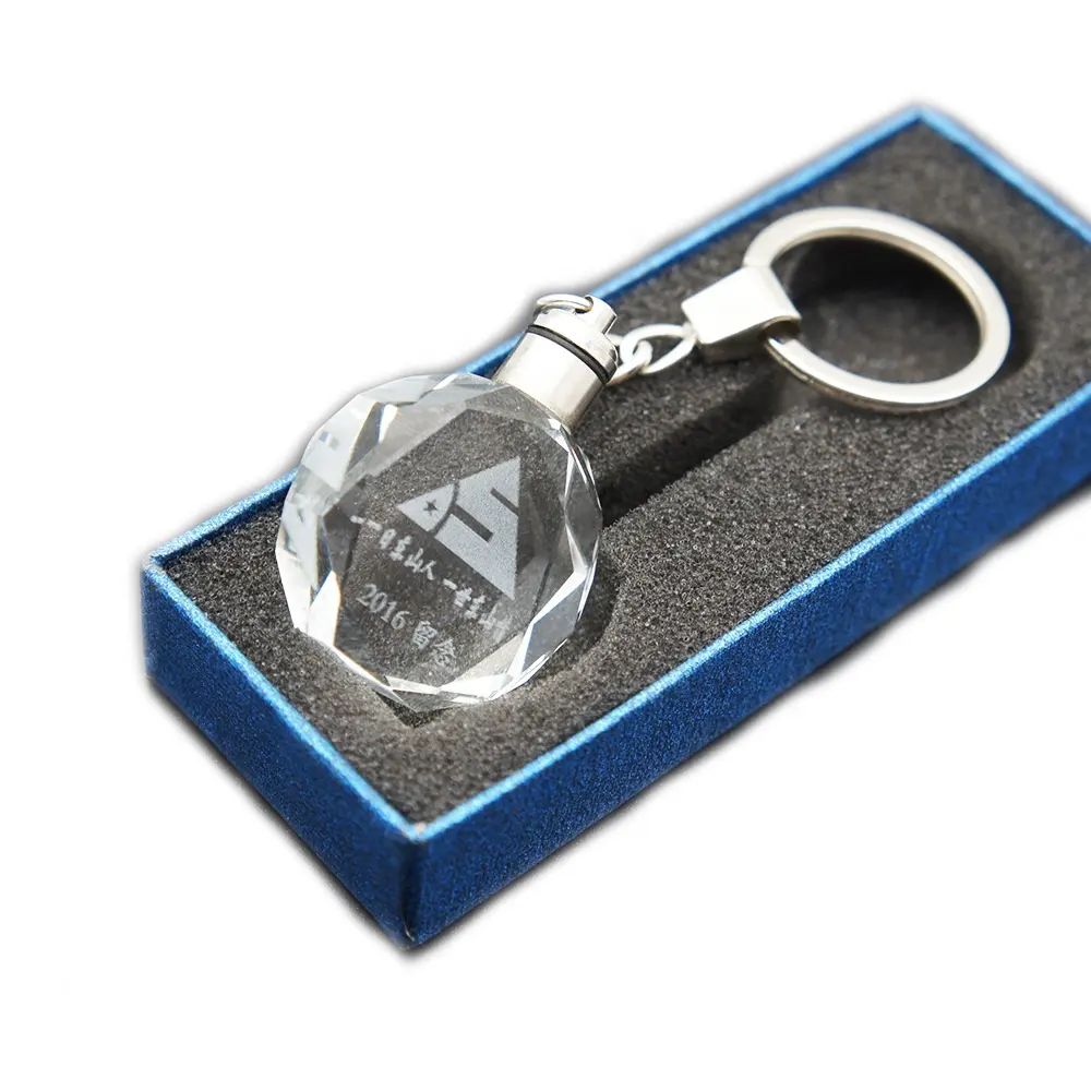 Porte-clés LED avec Logo Laser 3d personnalisé, produit en cristal, bon marché, Promotion, vente en gros, 2019