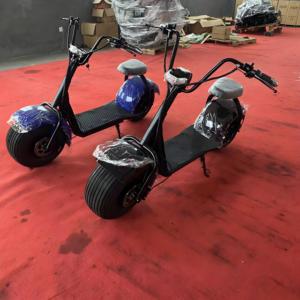 厂家直销批发电动滑板车5000至10000W电动滑板车购物，工作
