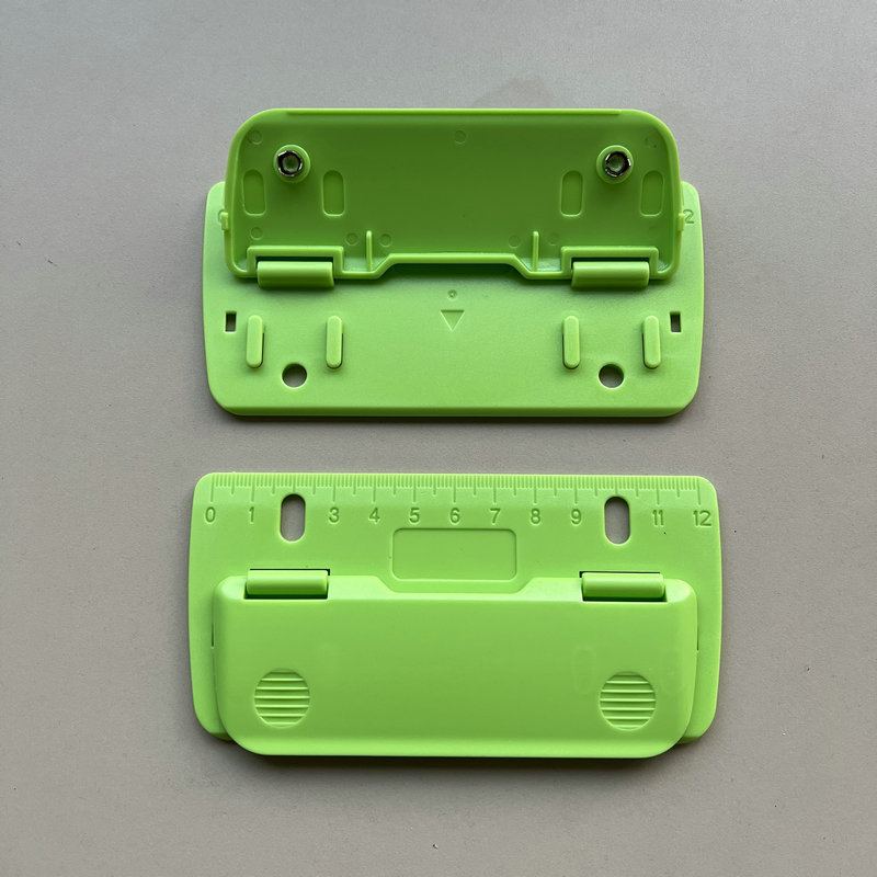 13X6.7x0.6 cm