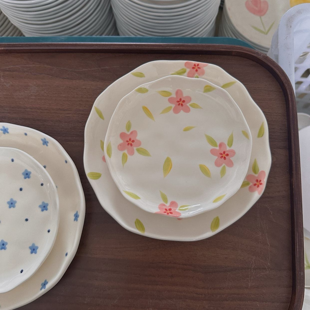 Assiette florale rose