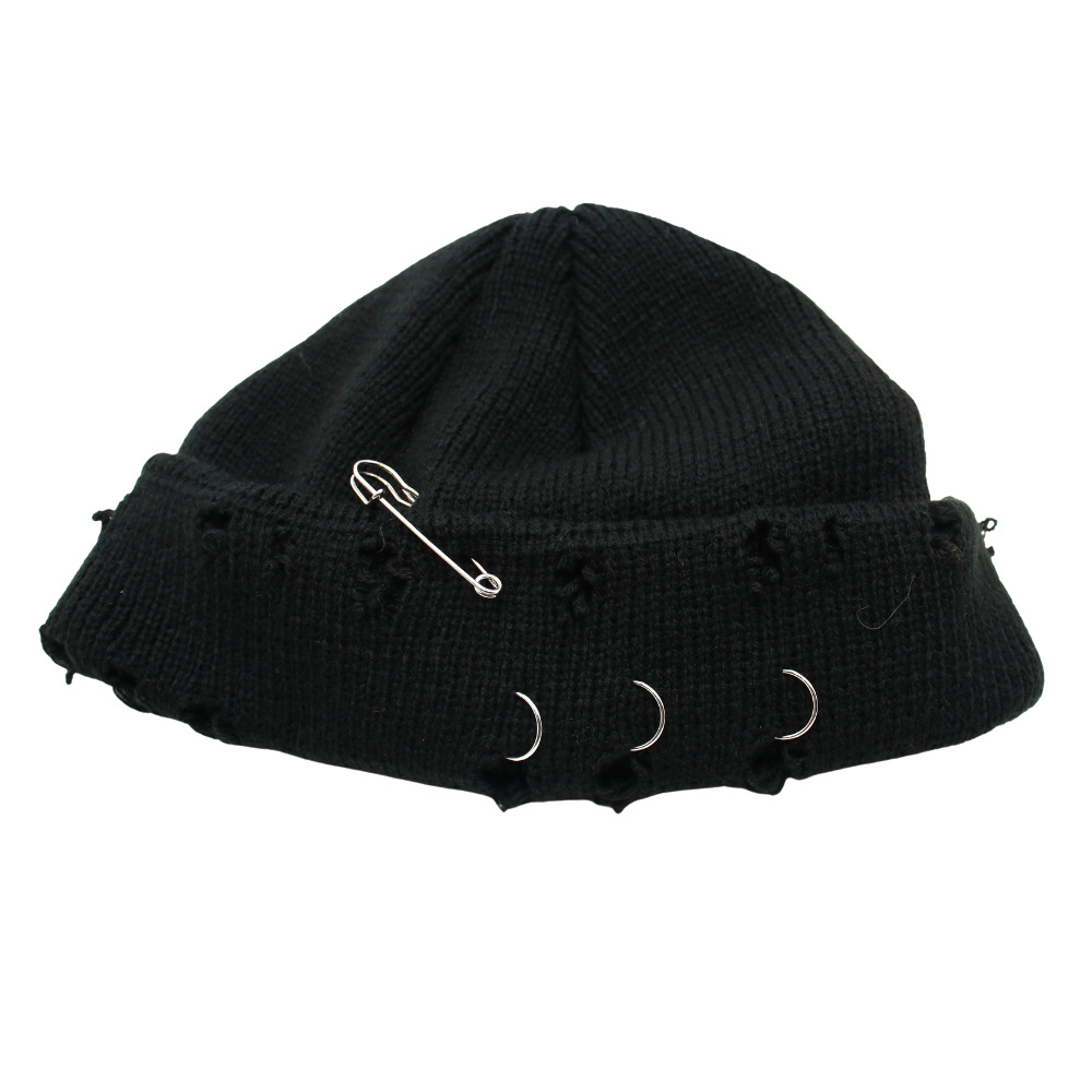 Black (knitted with pins)