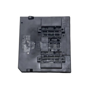 Ordenador DE CONTROL DE COCHE directo del fabricante ODITO para Volkswagen Golf Magotan Módulo de Control de carrocería de coche módulo de control electrónico - Product Image 1