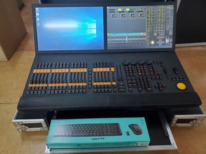 I5 CPU 4G Touch Screens Black Horse <strong>Console</strong> A2 <strong>Lighting</strong> <strong>Controller</strong> Dmx <strong>Console</strong> for Stage Light Dmx <strong>Controller</strong> - Product Image 5
