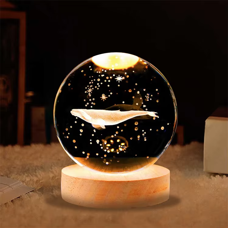 Wood Base+Fish design crystal