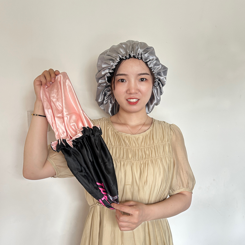 bonnet 32*32cm