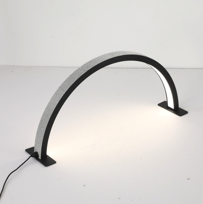Enchufe estadounidense negro de 75 cm con diamante