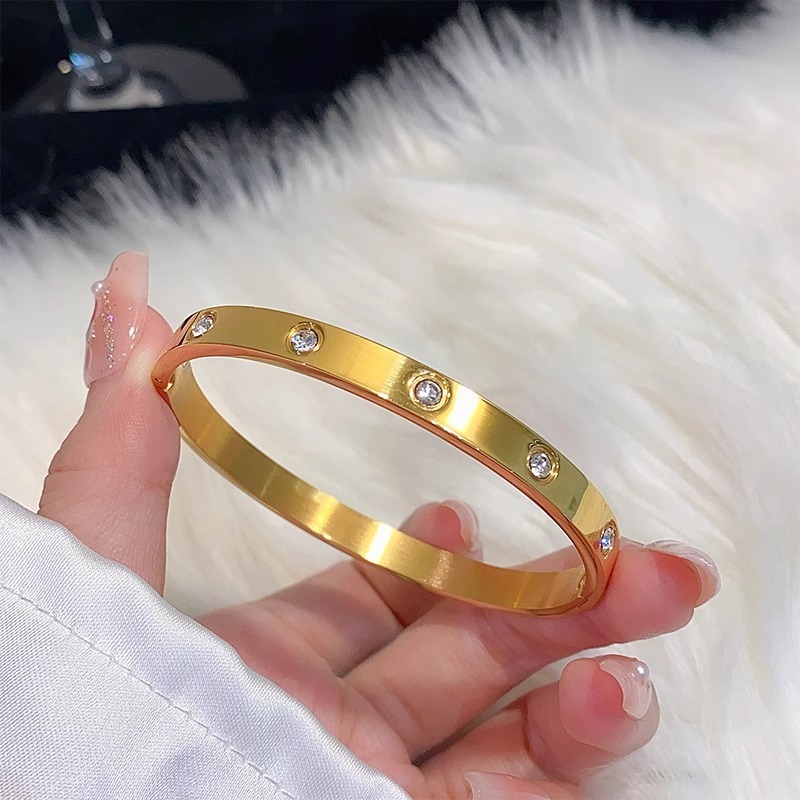 Gold-11025