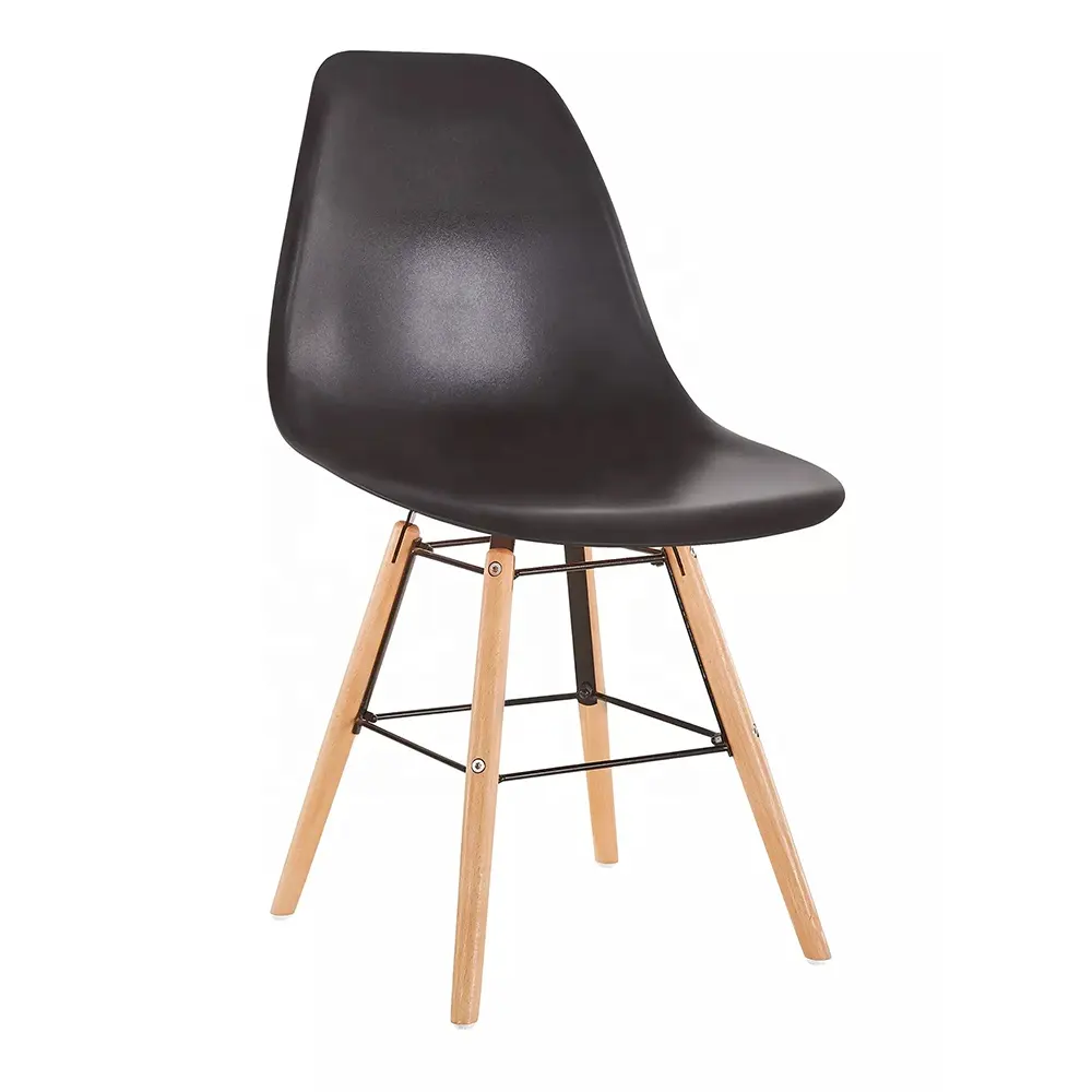 Mobilier de maison Pieds en bois durables Table et chaise de salle à manger EAMESS Chaise industrielle Chaises en plastique PP noir pour table à manger