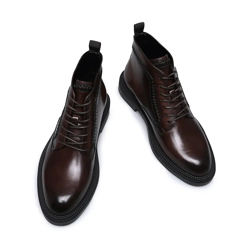 Zapatos y botas informales de cuero personalizados para hombre