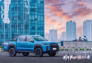 Foton Tunland G7 G9 3-4 Ton kamyonet yeni kullanılan otomatik manuel dizel benzin 4x4 R18 lastik boyutu Turbo motor arka kamera AWD - Product Image 3