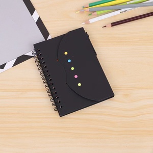 Cuaderno en espiral A5 ecológico con logotipo personalizado, cubierta de Kraft plegable, Bloc de notas adhesivo con bolígrafo, libro pequeño de promoción