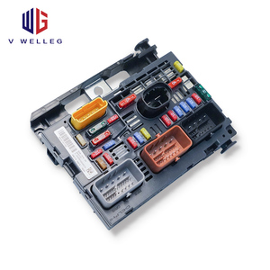 กล่องฟิวส์ R19 R02สำหรับ Citroen C6 C4 Piccaso Peugeot 407 5008 RCZ 9807028580 9809742780 - Product Image 3