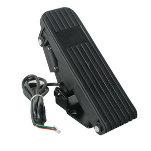 Inizio graduale regolabile di controllo reversibile PWM del regolatore programmabile di velocità del motore di cc DC10V-50V 5000W 100A con il pedale - Product Image 2