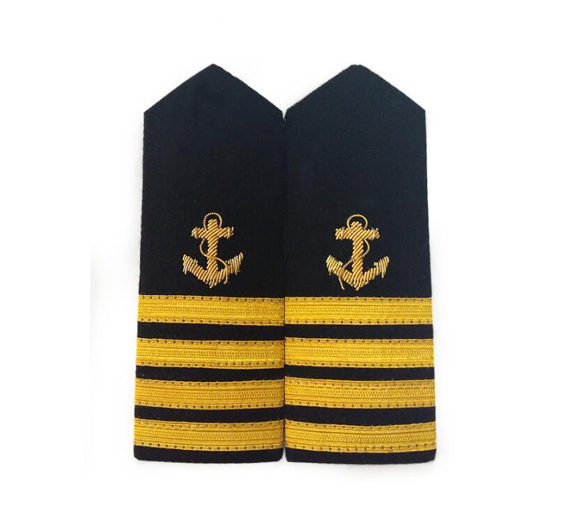 Hombreras de ancla negra