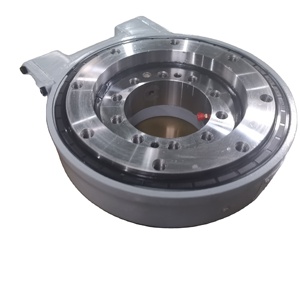 Dual Axis Solar Tracker SE7 With Planetary Gearbox Reducer Motor Industrial 663 Nm Normal 50mn,42crmo Slewing Drive - Product Image 1