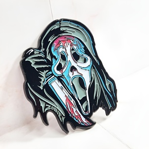 Mới nhất hàng đầu biểu tượng tùy chỉnh kim loại ma Gamer Phim Kinh Dị hình hét lớn mềm hat mềm men pins - Product Image 1