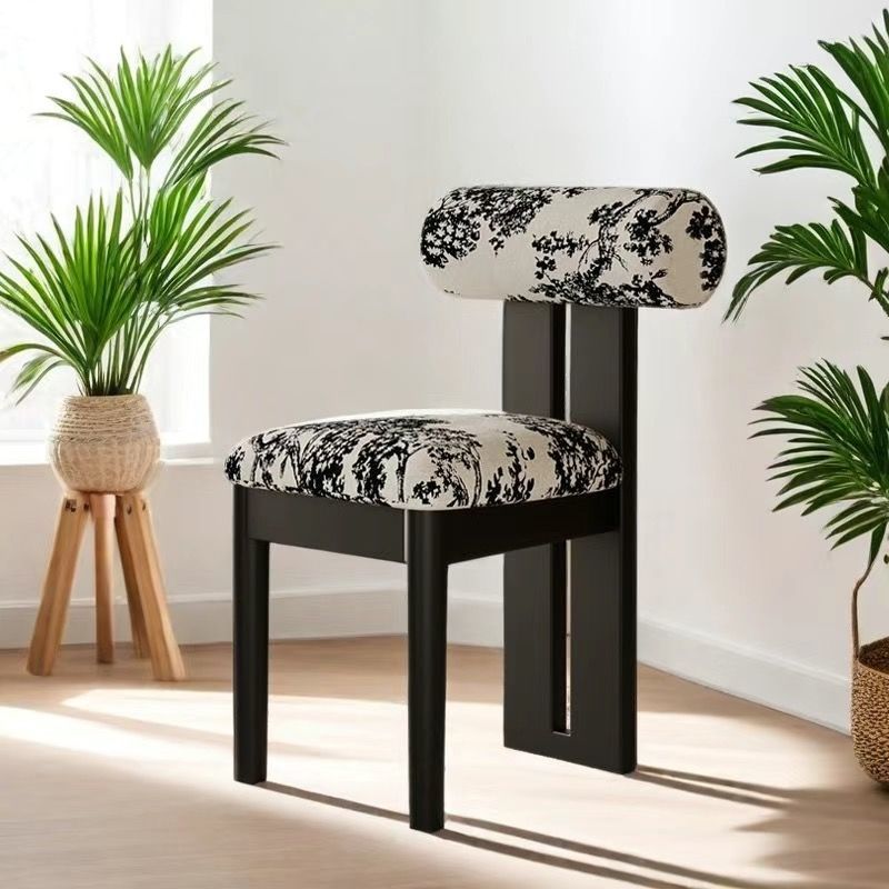 coussin classique à motif prune noir en polaire d'agneau