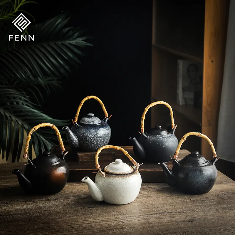 Nhật Bản Phong Cách Cổ Điển 800Ml Sứ Tea Pot Ấm Đun Nước Nhiều Phong Cách Ấm Trà Gốm Với Mây Xử Lý