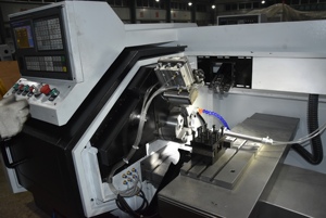 Programación de herramientas en vivo de torno CNC CK0660A CK0680A CK06100 CK06110