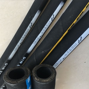Yüksek basınçlı kauçuk hidrolik hortum SAEJ517 100 R1 AT/DIN 20022 EN 853 1SN - Product Image 5