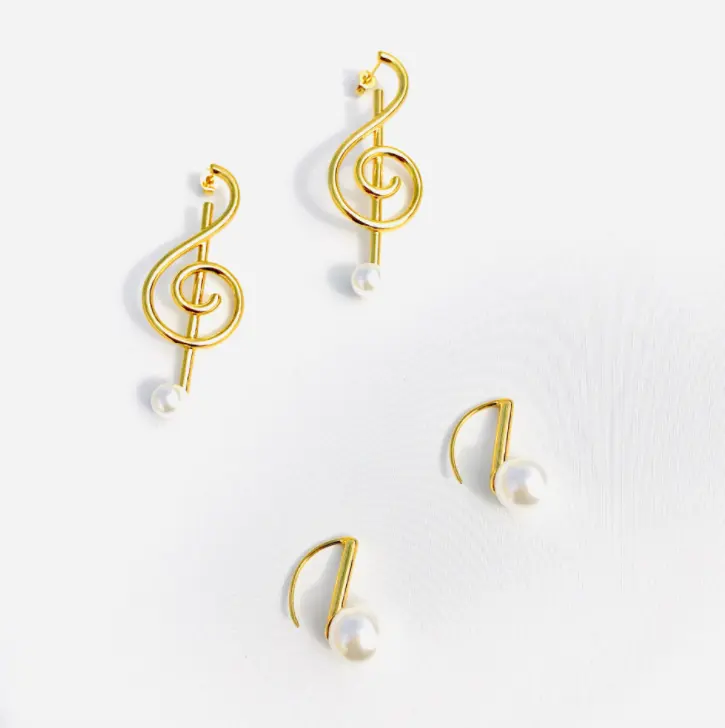 패션 고음자리표 귀걸이 18K 골드 도금 8 노트 음악 귀걸이 상징적 인 보석 진주 귀걸이 음악가 선물