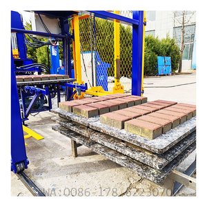 QT4 Voll automatische SPS-gesteuerte Ziegel herstellungs maschine Hydraulischer Druck hohl <span class=keywords><strong>block</strong></span> hersteller - Product Image 6