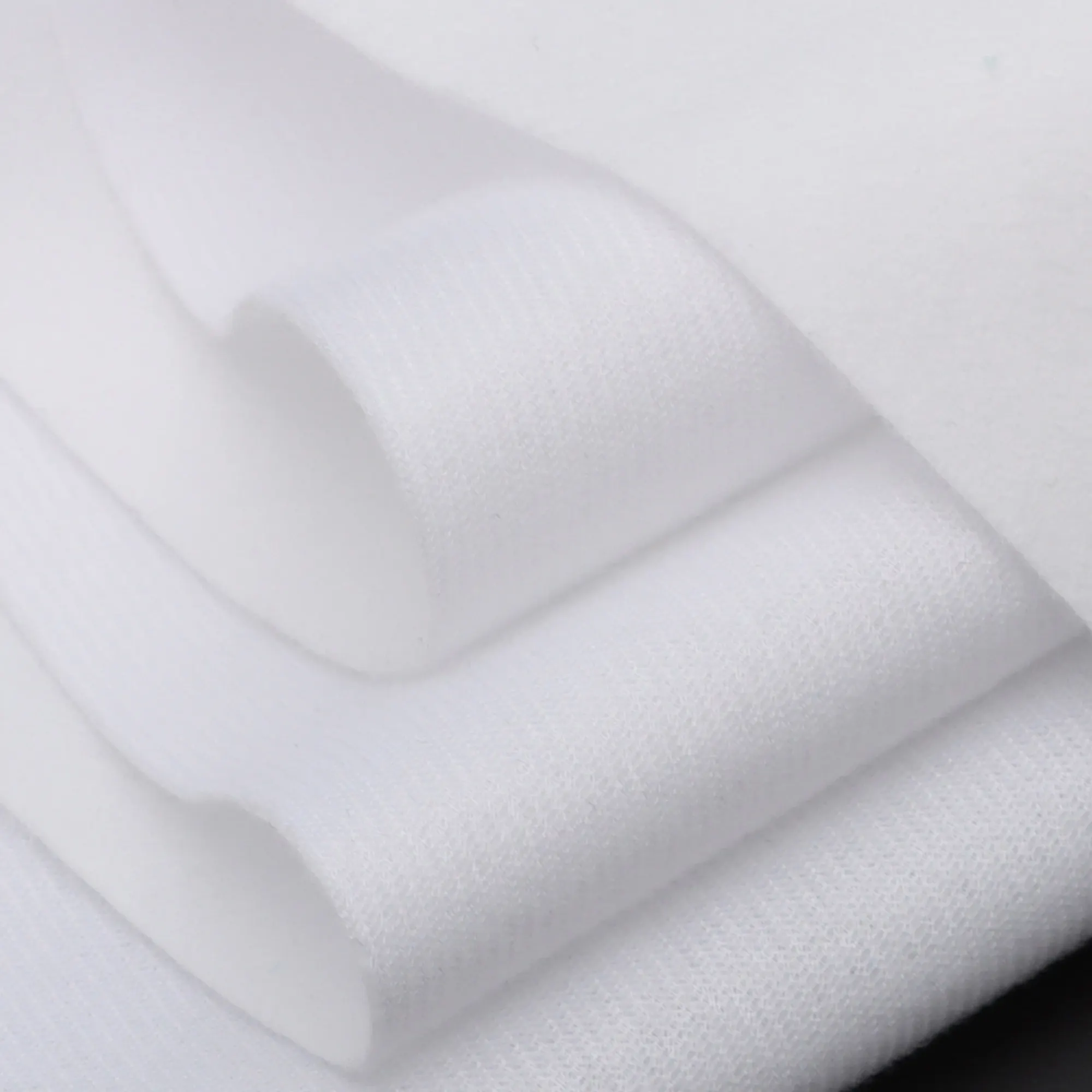Поставщики текстильной ткани под заказ, матовый композитный нетканый материал 100 полиэстер, ткань для одежды