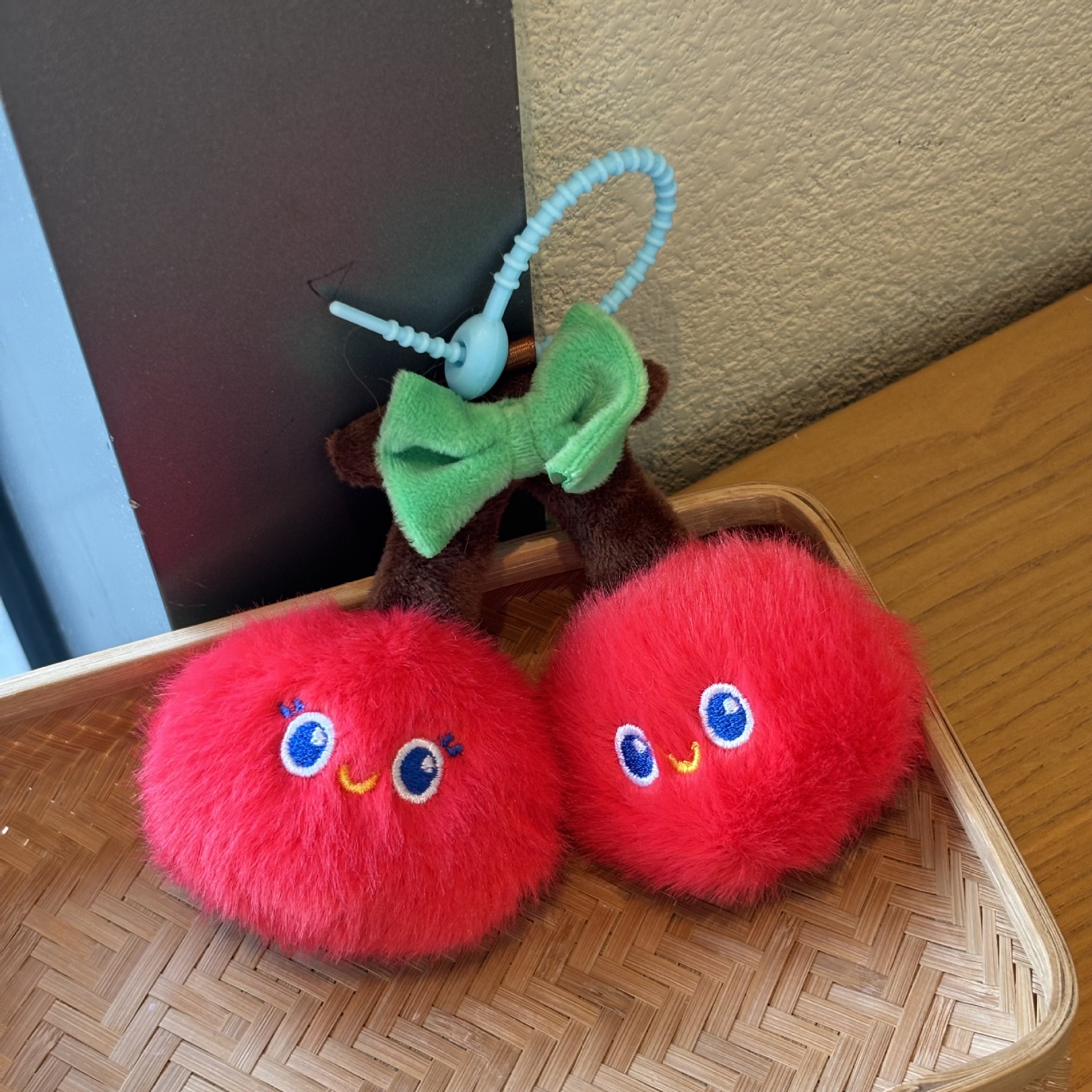 Cherry 10cm
