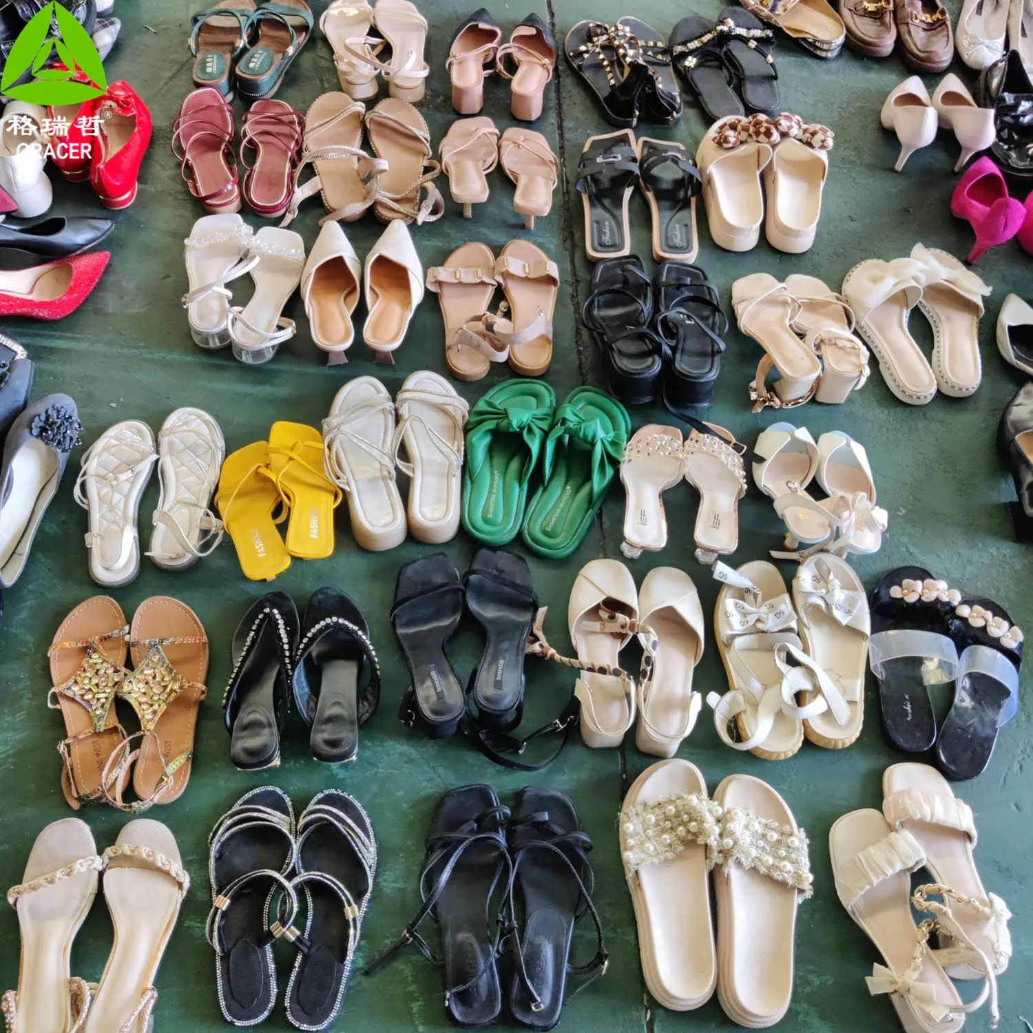 Женские сандалии, повседневные шлепанцы, пляжная обувь с Т-образным ремешком, эластичные сандалии на плоской подошве