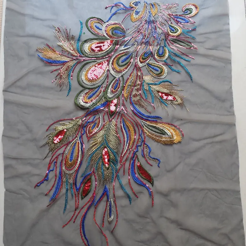 ZSY accesorios étnicos lentejuelas bordado pluma de pavo real parche de tela cola de Fénix flor parche decorativo para vestido de novia