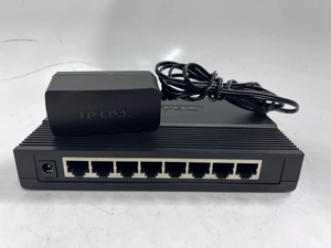 TP-Link TL-SG1008D 8-Port-Gigabit-Desktop-SNMP-QoS-VLAN-Ethernet-Switch Neuer POE auf Lager stapelbar