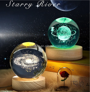 Modern tasarım ahşap taban lambası Dimmerble anahtarı ile sevimli Oval kristal top kızın odası dekor anahtarı kontrol orta boy - Product Image 1