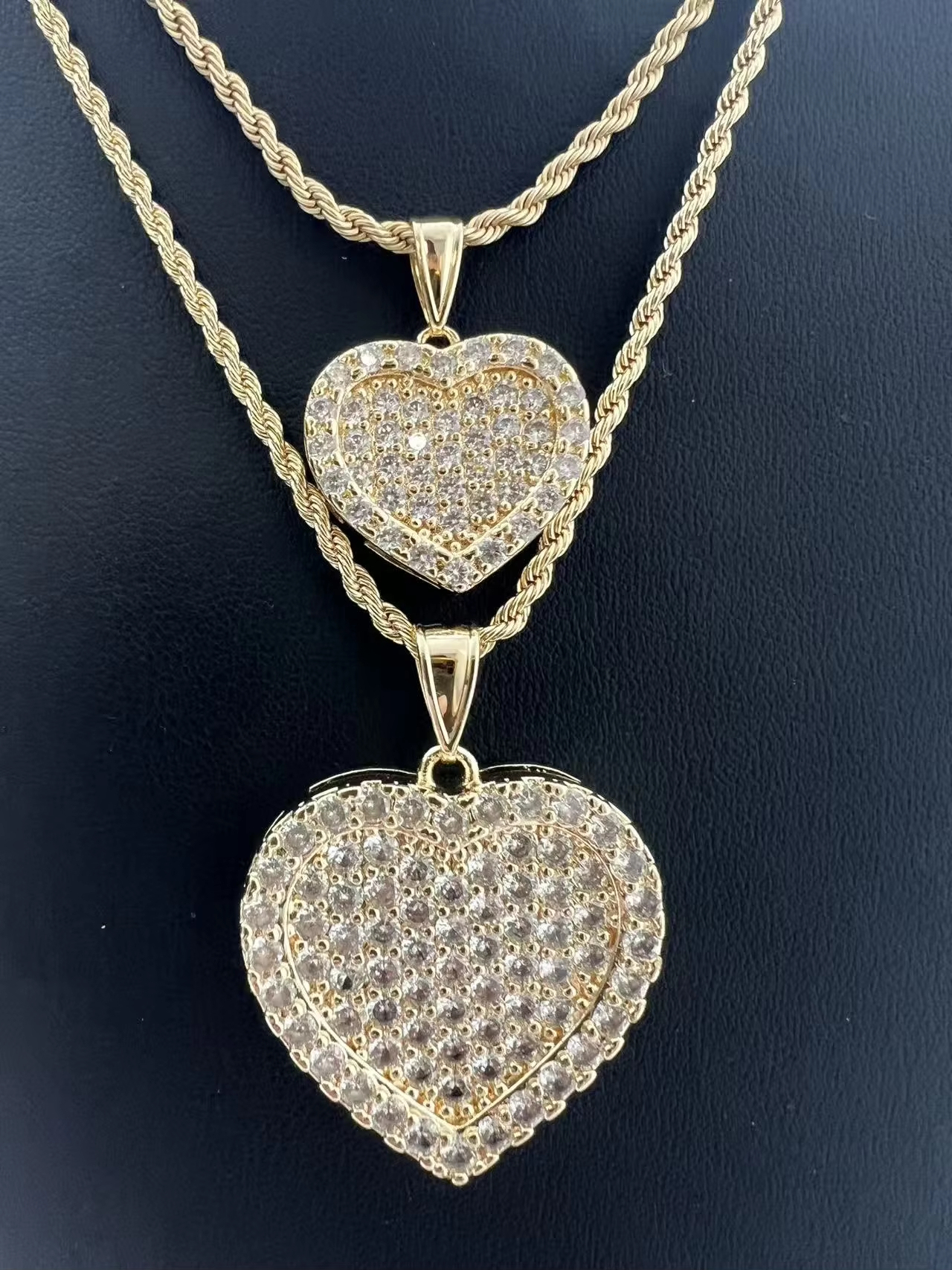 Cuore bianco dorato20MM