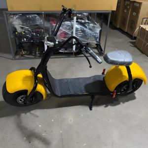 厂家直销批发电动滑板车5000至10000W电动滑板车购物，工作