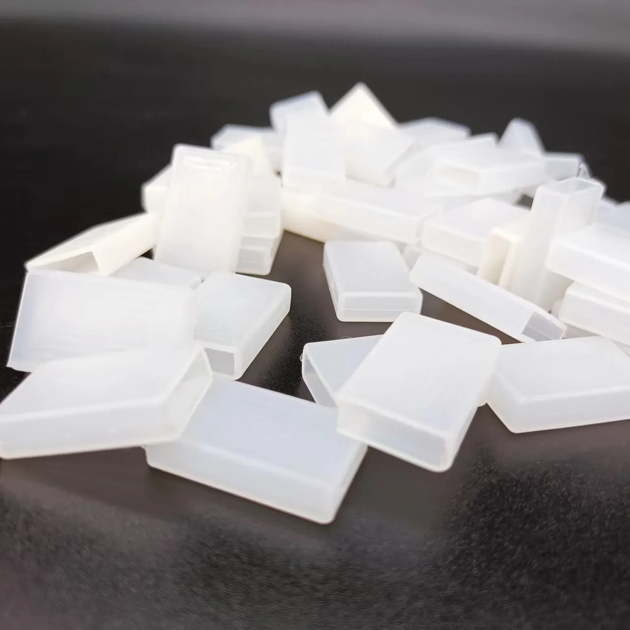 Silicone dustproof white jacket  rubber protective cover