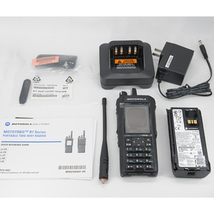 Giá bán buôn New Original R7 Long Range IP68 không thấm nước kinh doanh thương mại kỹ thuật số xách tay hai cách phát thanh cho mototrbo - Product Image 5