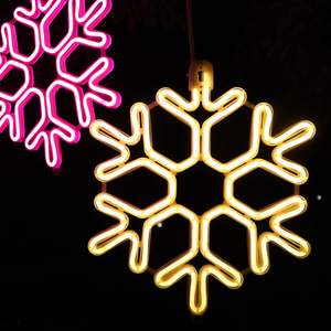 <strong>LED</strong> <strong>Snowflake</strong> Christmas Day Outdoor Hanging Lights Waterproof Tree Glowing New Year's Trees with IP44 Rating - Product Image 3
