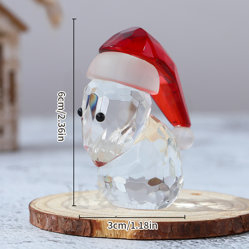 Petit Père Noël au chapeau courbé
