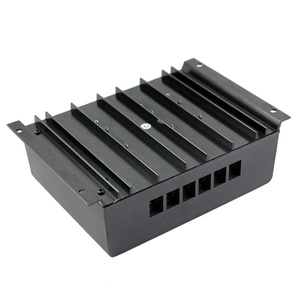 80A Controlador de carga solar 12V 24V Auto 1920W Controlador de carga PWM de energía solar - Product Image 2
