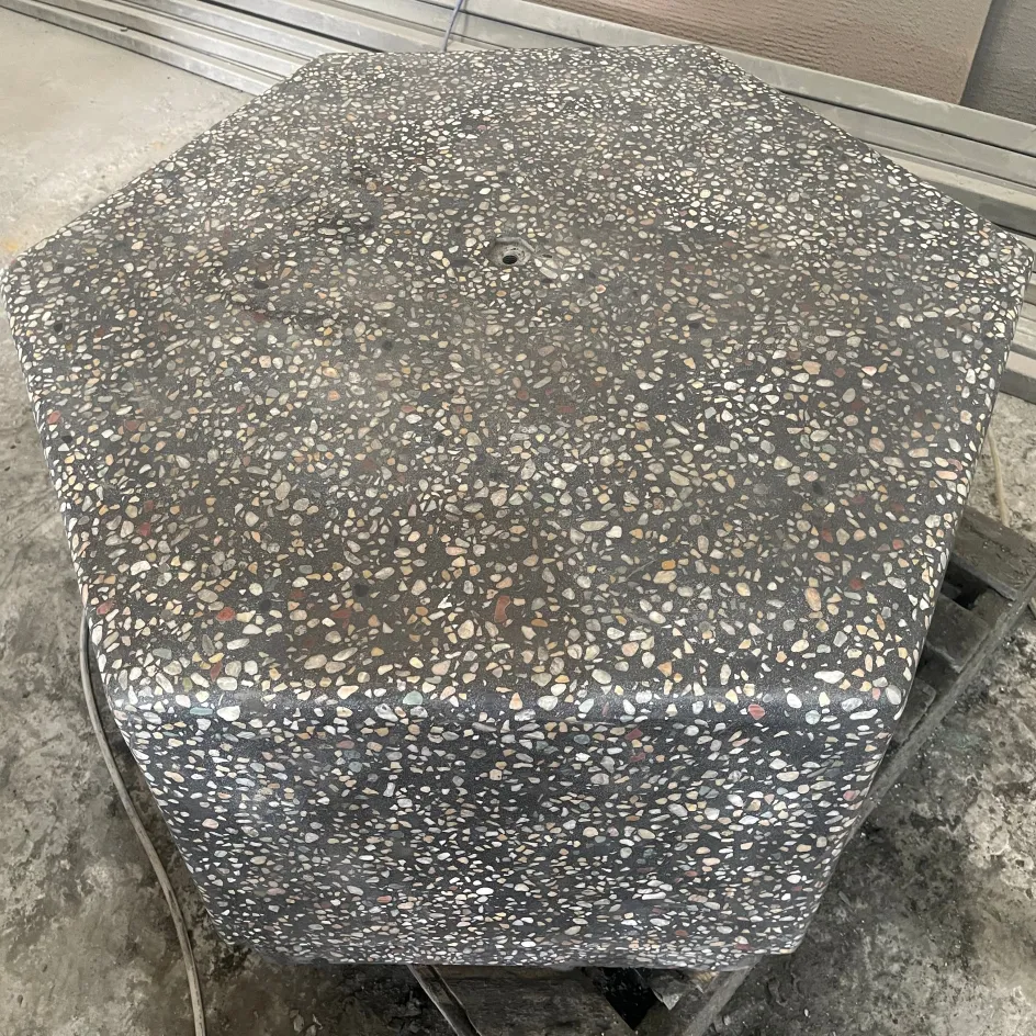 ร้อนหลากสีกระเบื้อง Terrazzo ระเบียงหินเทียมอ่างล้างหน้าอ่างล้างจานเคาน์เตอร์โต๊ะเครื่องแป้งด้านบนขัด Terrazzo แผ่นคอนกรีต