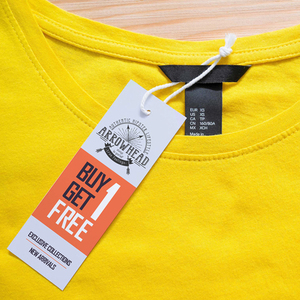 Etiqueta colgante de papel grueso personalizada de gama alta para ropa respetuosa con el medio ambiente impresión UV nombre Logo etiquetas colgantes Etiqueta de ropa con cuerda - Product Image 3
