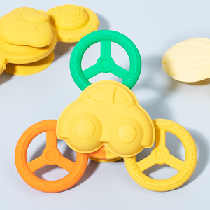3 pcs <span class=keywords><strong>Spinner</strong></span> bé tắm Đồ chơi mạnh mẽ hút cup bé Teether con quay đồ chơi Thần Tài trẻ em phim hoạt hình ngón tay quay đồ chơi hàng đầu - Product Image 3