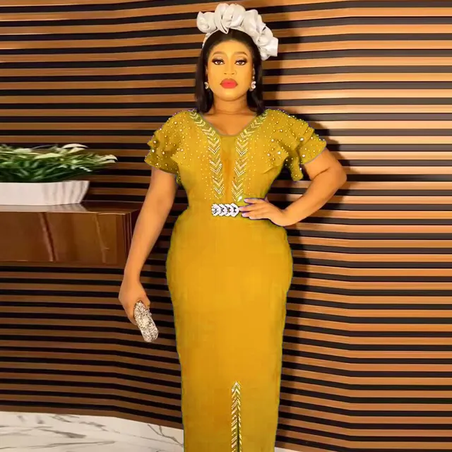 2023 Novo Em Plus Size Vestido Africano para As Mulheres Senhora Elegante Casamento Festa À Noite Bodycon Robe Verão Roupas Nigerianas De Luxo