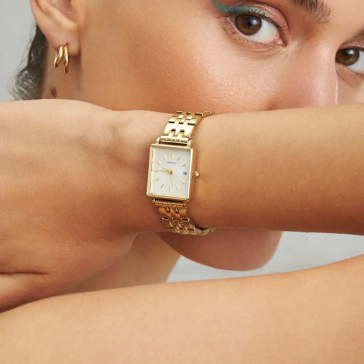 Besseron Proveedor Personalizado Haga su Propio Reloj Logotipo Privado hip hop Pulsera Reloj Acero Inoxidable Oficina Señora Mujer Relojes