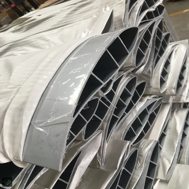 Fournisseur de profil d'extrusion de lame de feuille d'air de ventilateur de profil en aluminium anodisé personnalisé