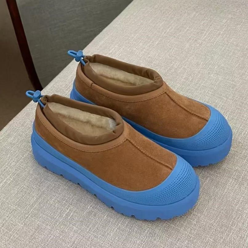 น้ำตาลและน้ำเงิน