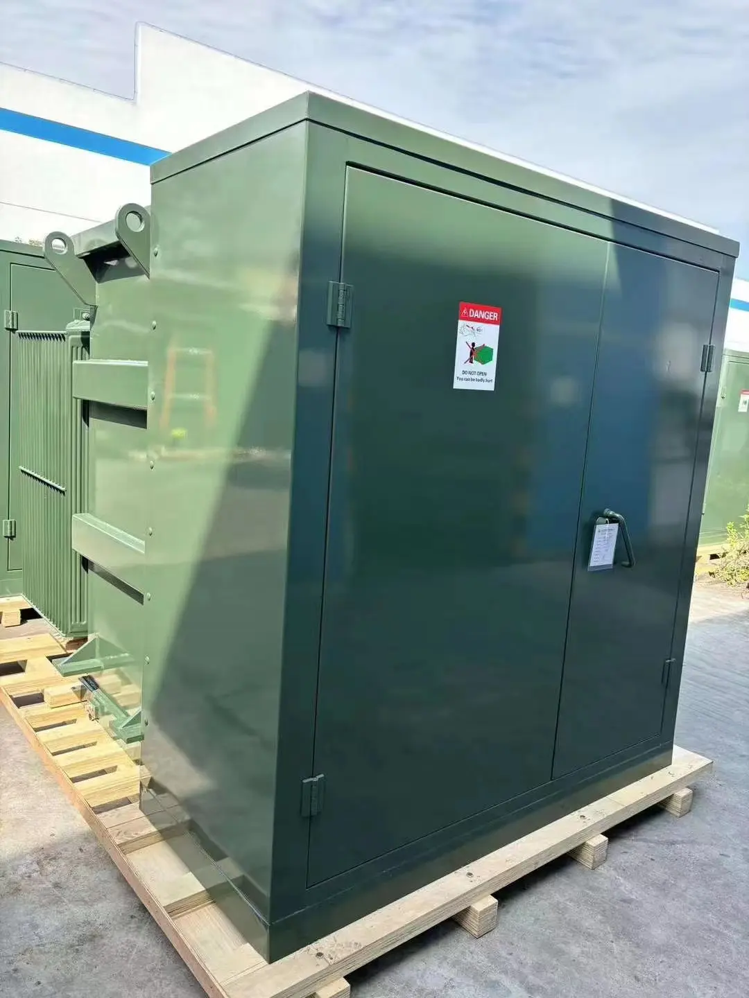 1250 kva 1600kva padmounted transformer substation