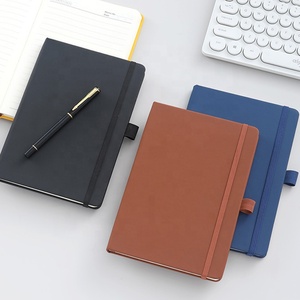 Großhandel <span class=keywords><strong>A5</strong></span> PU Leder <span class=keywords><strong>Notebook</strong></span> Set Benutzer definiertes Logo Hardcover Schul büro Schreib journal Geschenk Schwarze Notizbücher für Studenten
