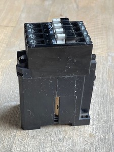 Nuovo e originale Plc BC93010 contattore 24V bobina 21A 600V PLC Controller di programmazione - Product Image 4